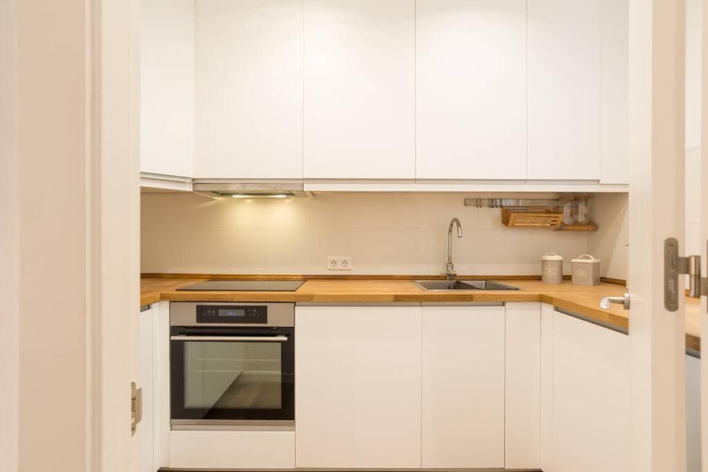 Key-Wise La Escapada Urbana Apartment มาลากา ภายนอก รูปภาพ