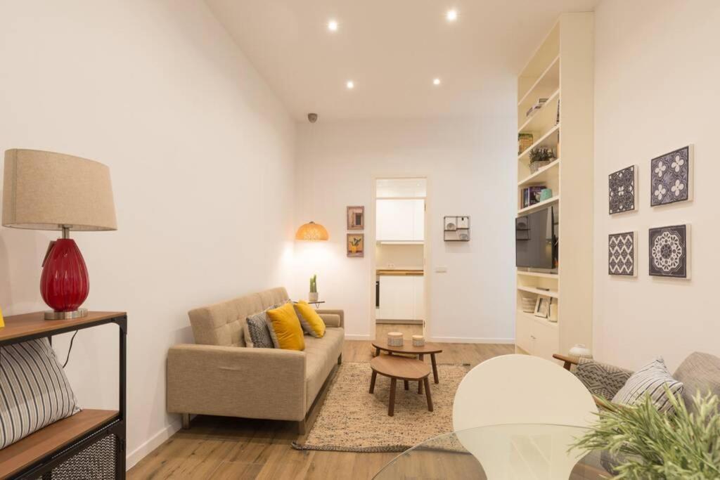 Key-Wise La Escapada Urbana Apartment มาลากา ภายนอก รูปภาพ