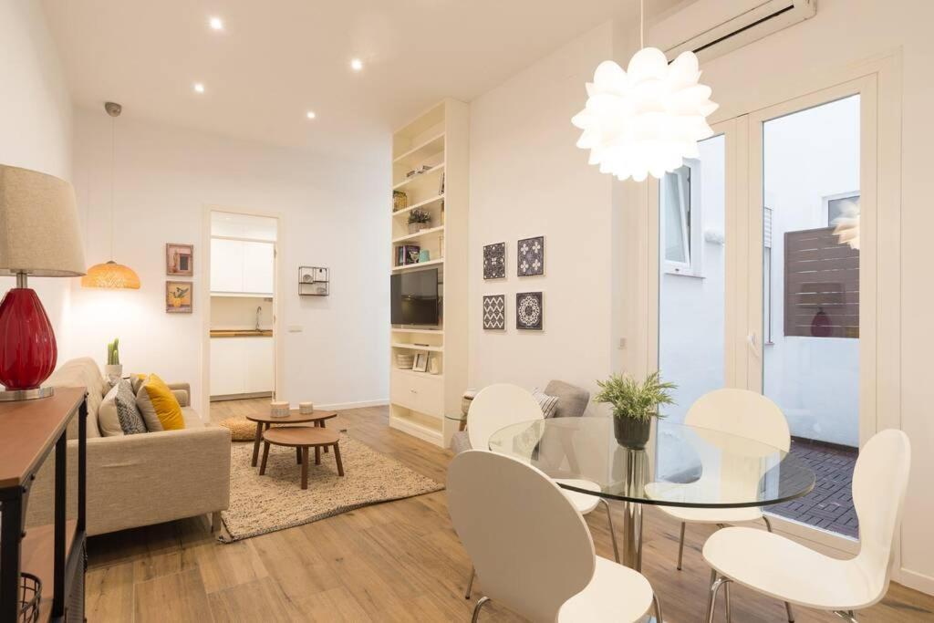 Key-Wise La Escapada Urbana Apartment มาลากา ภายนอก รูปภาพ
